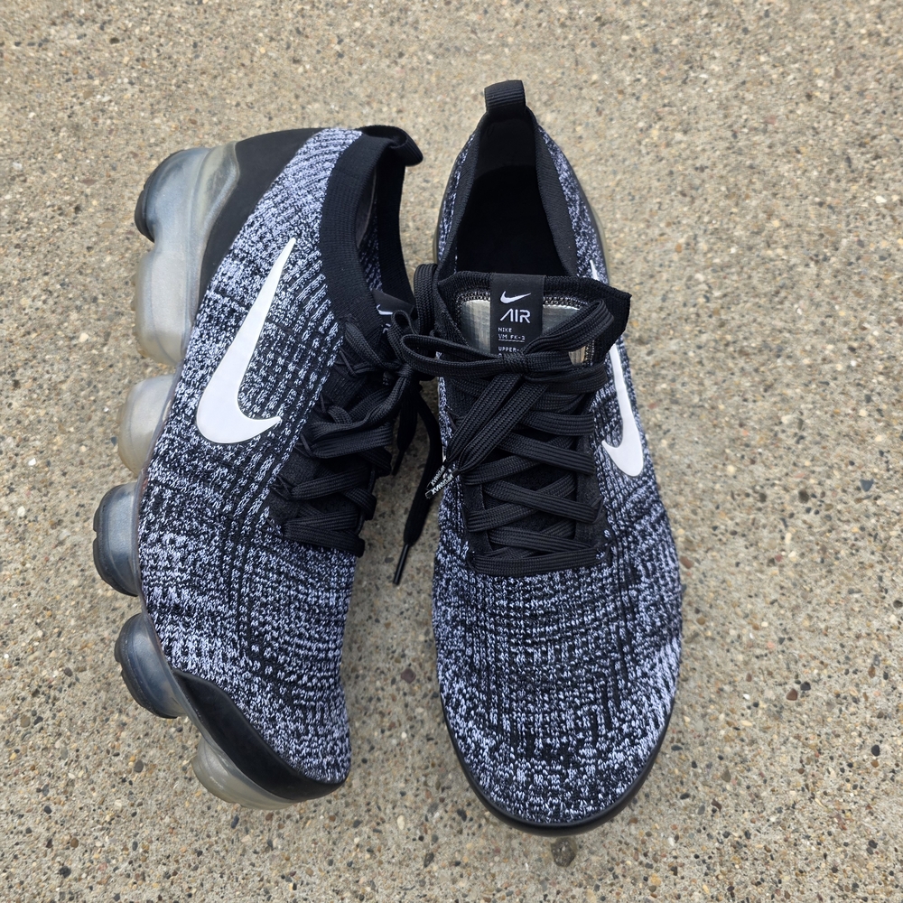 Nike Air VaporMax Flyknit Men’s Running Shoes - Black/White Size 12.5